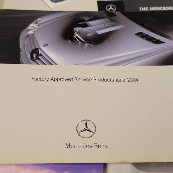 Mercedes-Benz 2005 C-Class Sedan Operator Manual C 230 C 240 C320 car Owner Book - Picture 16 of 16